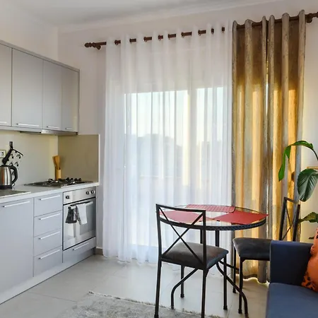 Daire Terrace Cityscape 2 *