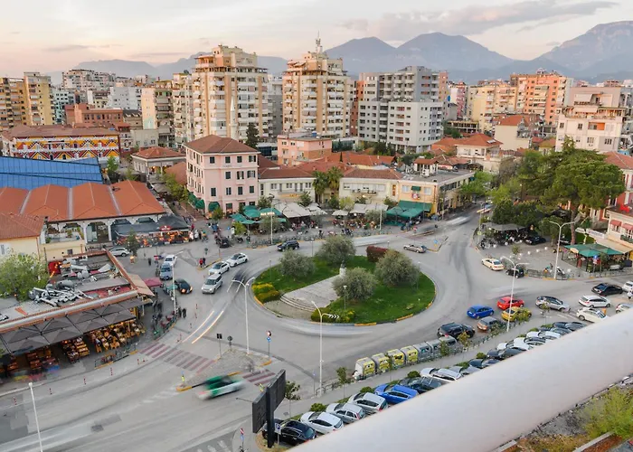 Terrace Cityscape 2 Апартаменты Тирана